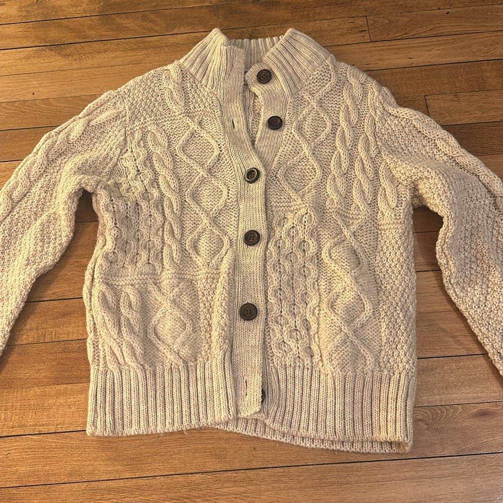 Women's Cream Cable Knit Wool Cardigan - Picture 2 of 8